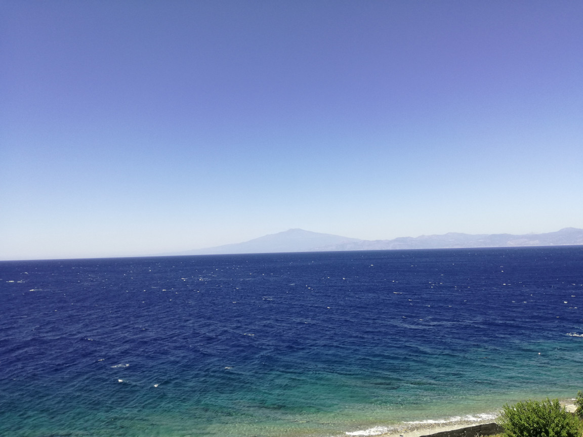 Calabria: veduta Etna da lontano