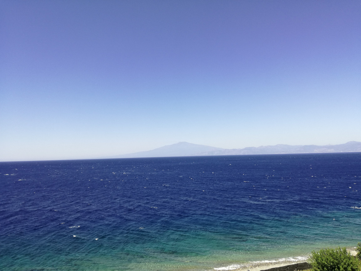 Calabria: Etna view from afar