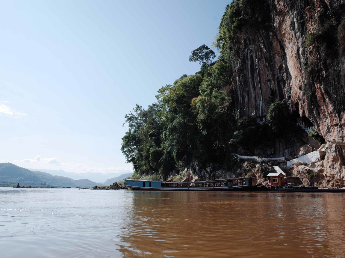 Arrival to Pak Ou Caves