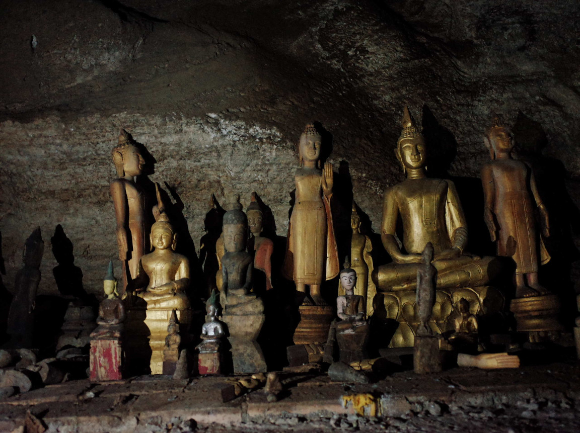 Pak Ou Caves, inside