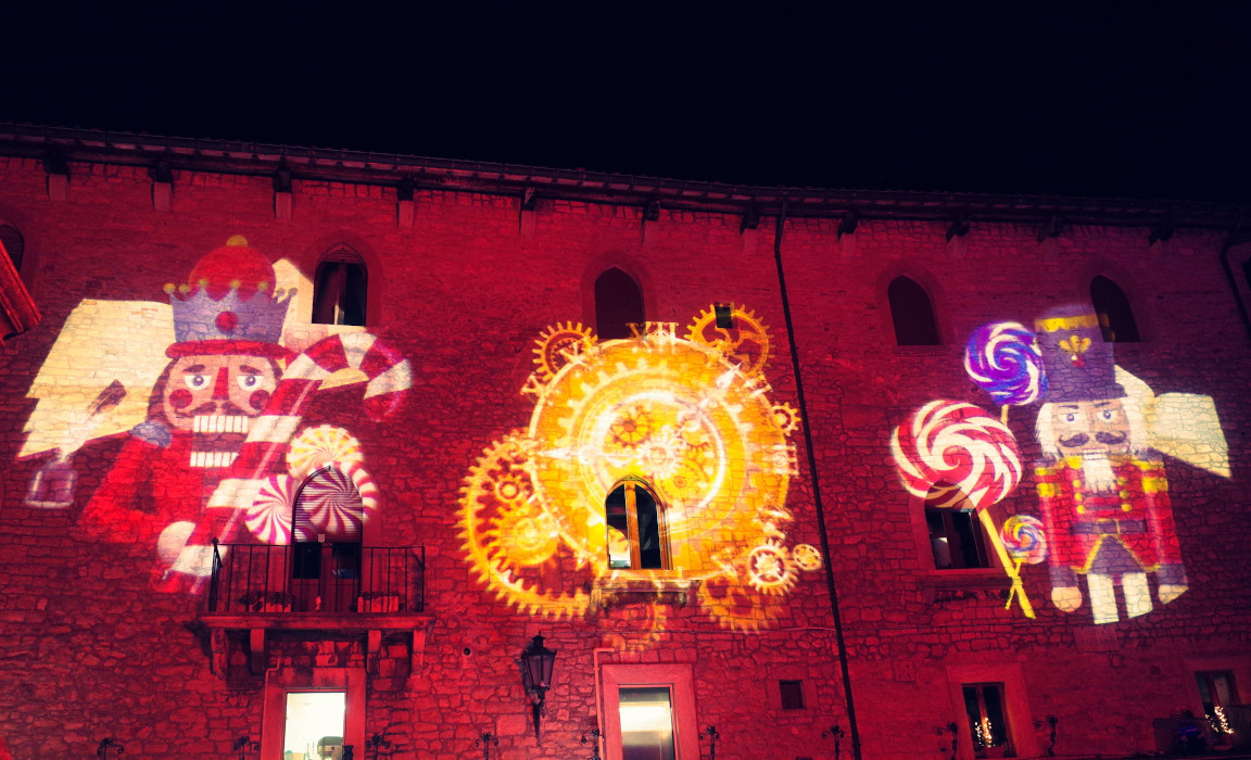 San Marino: luci natalizie